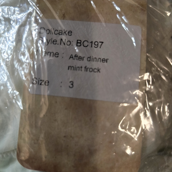 Dollcake Cream Lace Kids Dress - Picture 3 of 6